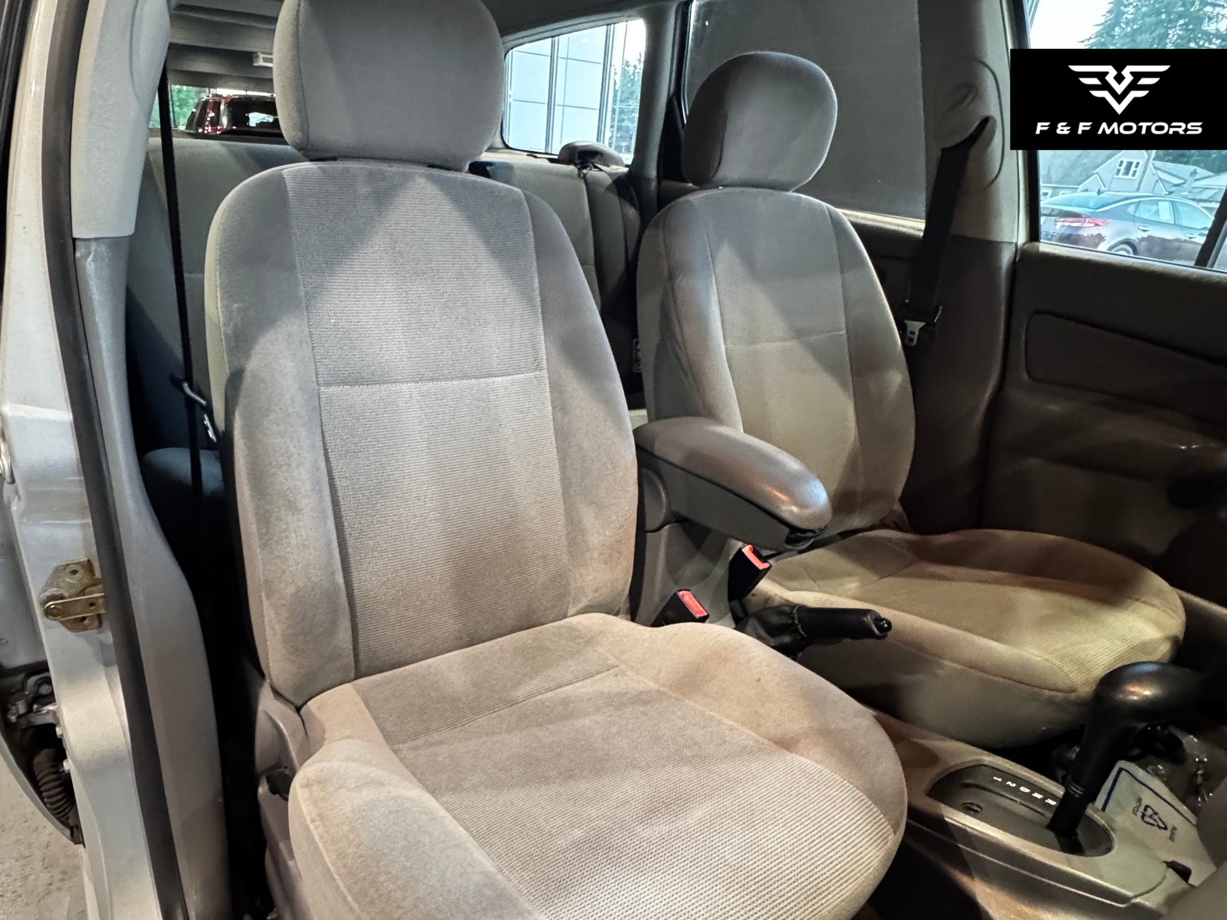 2002 Ford Focus SE — Interior