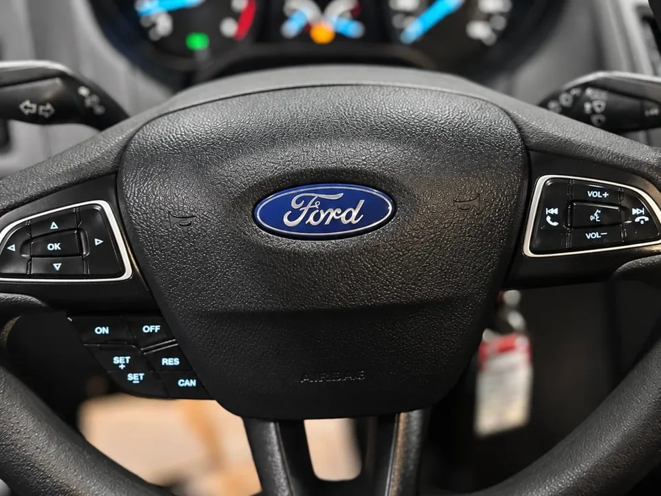 2016 Ford Focus SE — Exterior