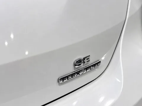 2016 Ford Focus SE — Exterior