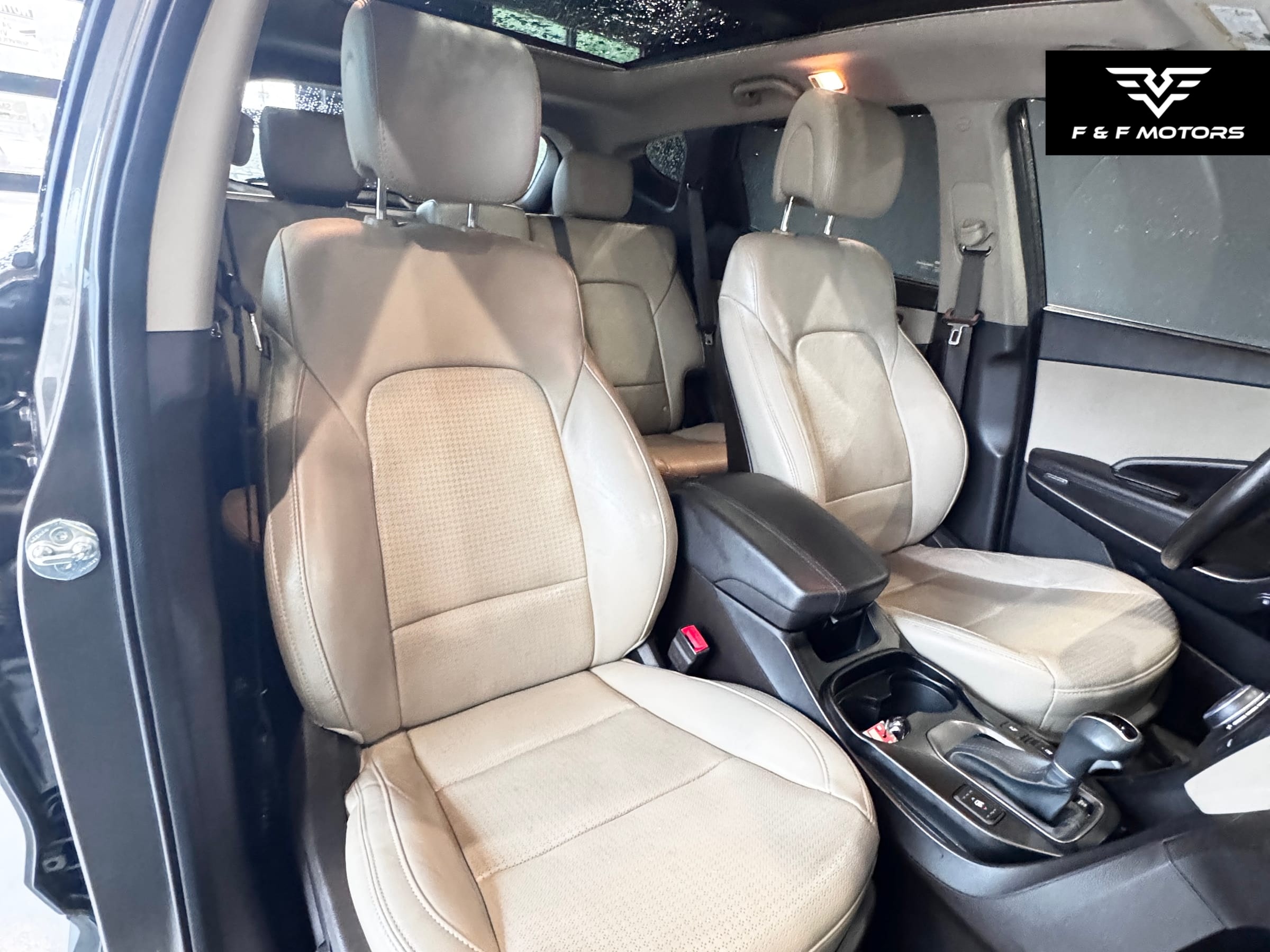 2014 Hyundai Santa Fe Sport — Exterior