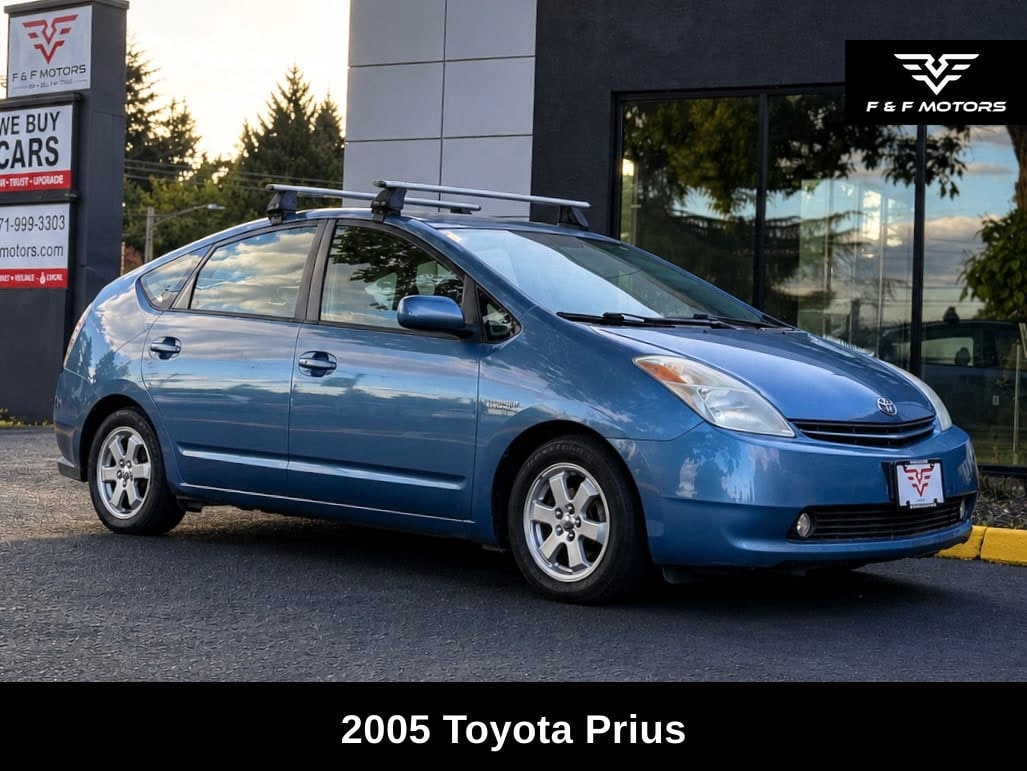 2005 Toyota Prius Hybrid's photo