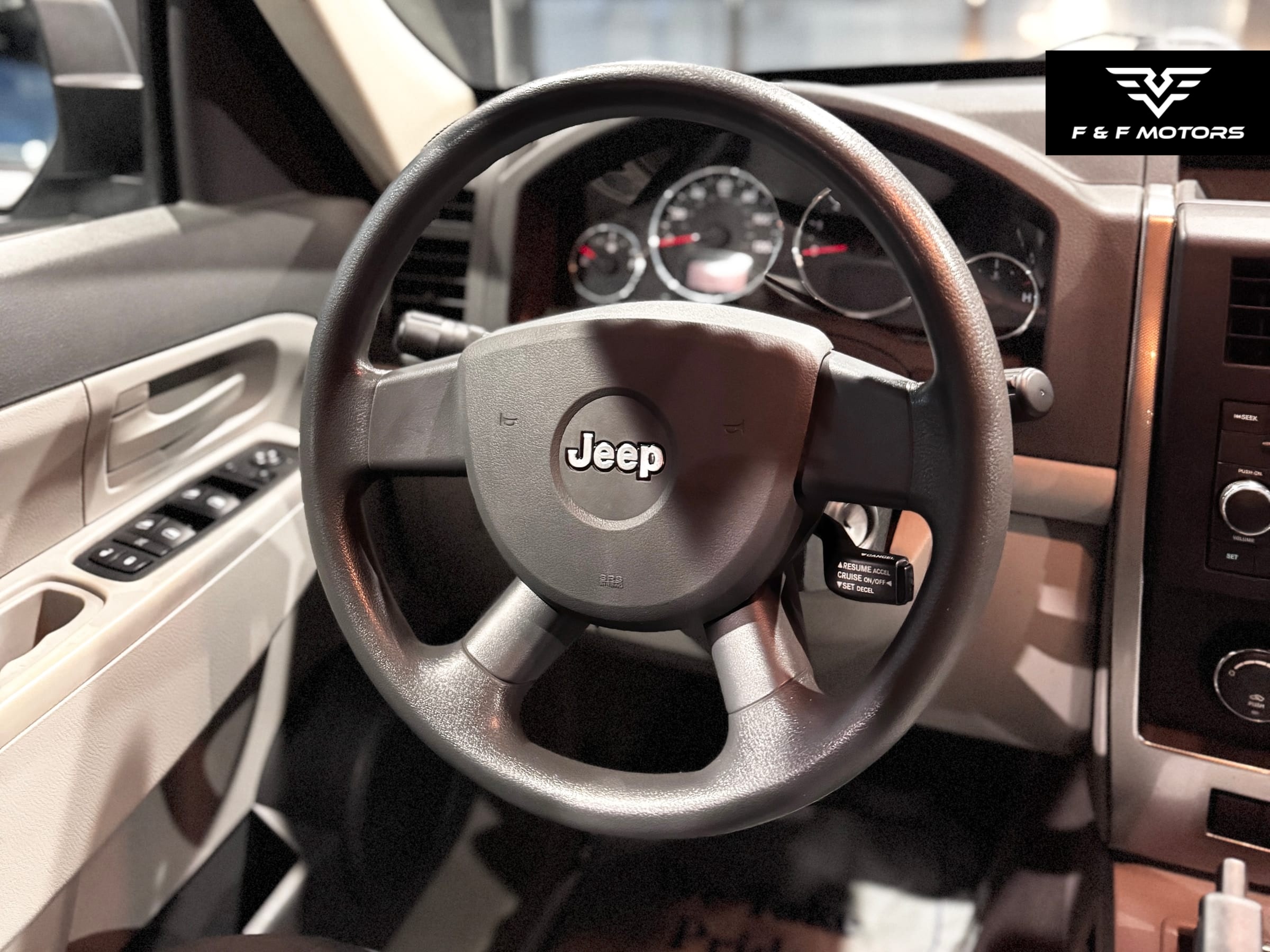 2008 Jeep Liberty Sport — Interior