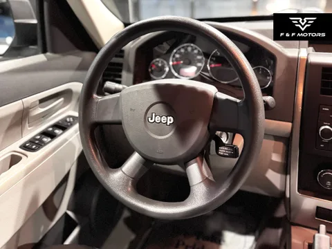 2008 Jeep Liberty Sport — Interior