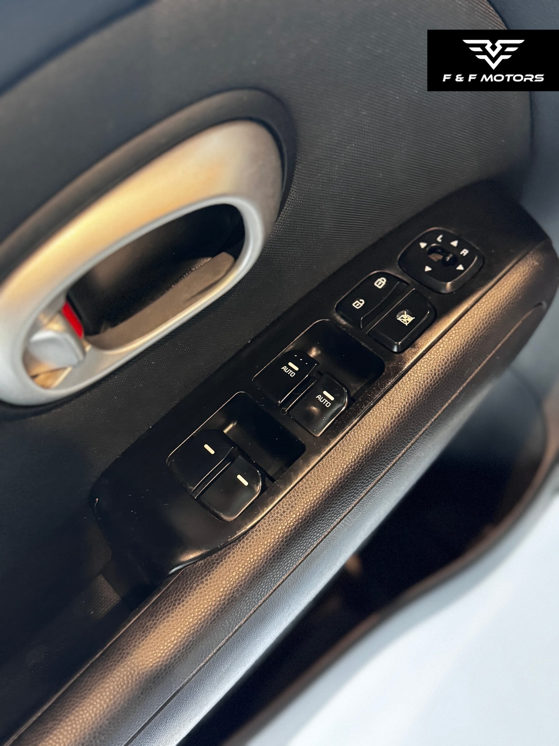 2014 Kia Soul + — Interior