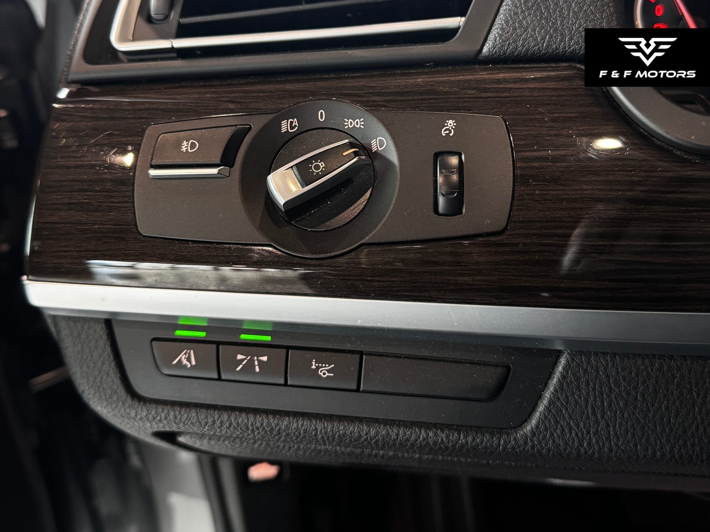 2010 BMW 750 Li X — Interior