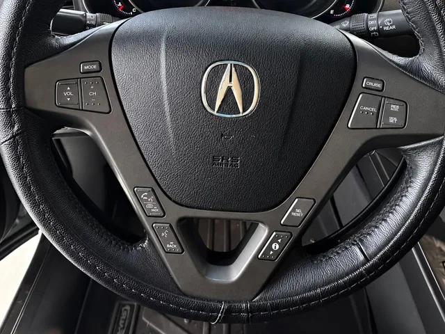 2011 Acura RDX Base — Interior · Photo 8