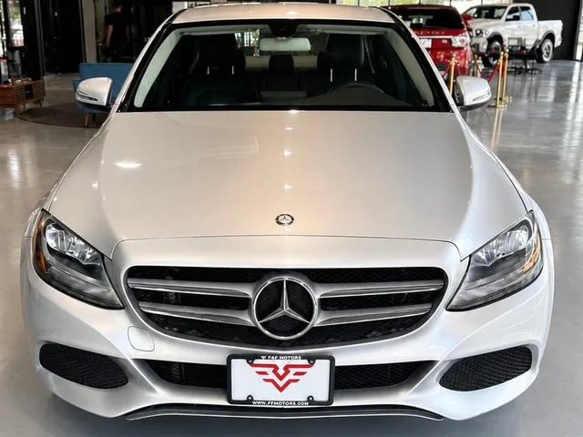 2017 Mercedes-Benz C300 — Imperfections · Photo 5