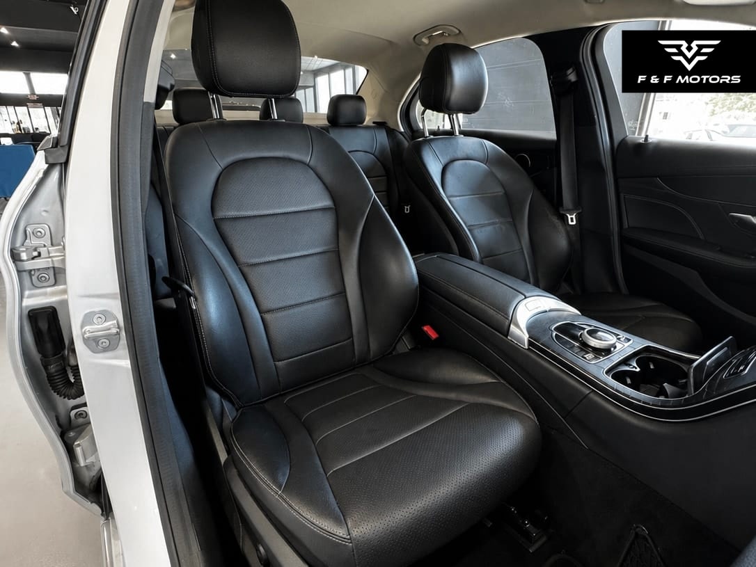 2017 Mercedes-Benz C300 C300 — Interior