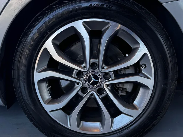 2017 Mercedes-Benz C300 — Wheels · Photo 14