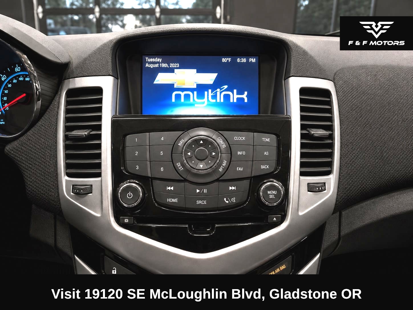 2014 Chevrolet Cruze — Interior