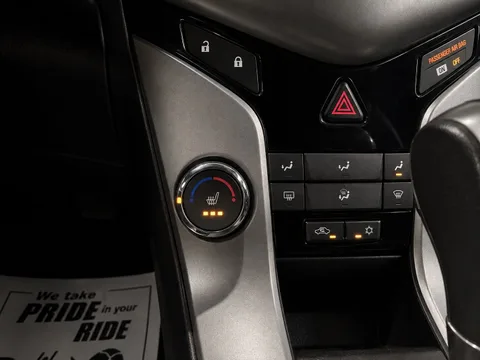 2014 Chevrolet Cruze photo 22
