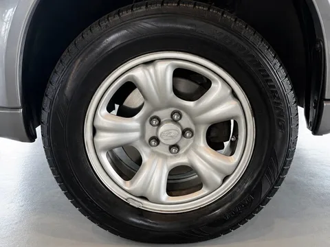 2007 Subaru Outback 2.5I — Wheels