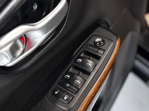 2017 Jeep Cherokee Latitude photo 12