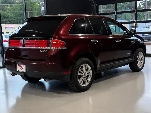 2010 Lincoln MKX Base — Exterior · Photo 3