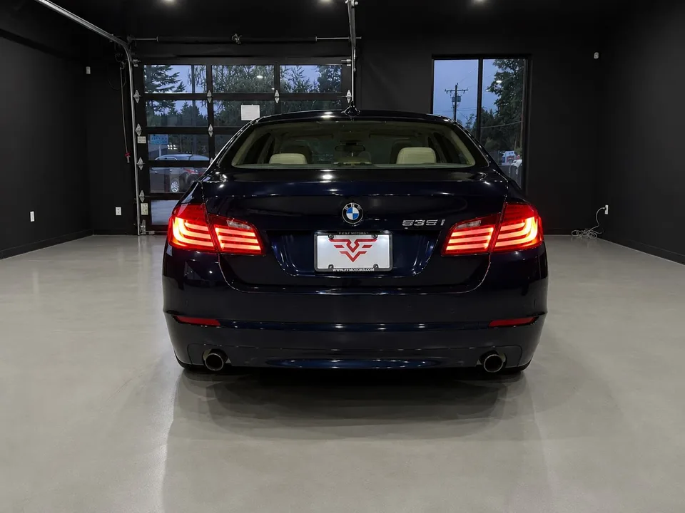 2012 BMW 535 photo 4