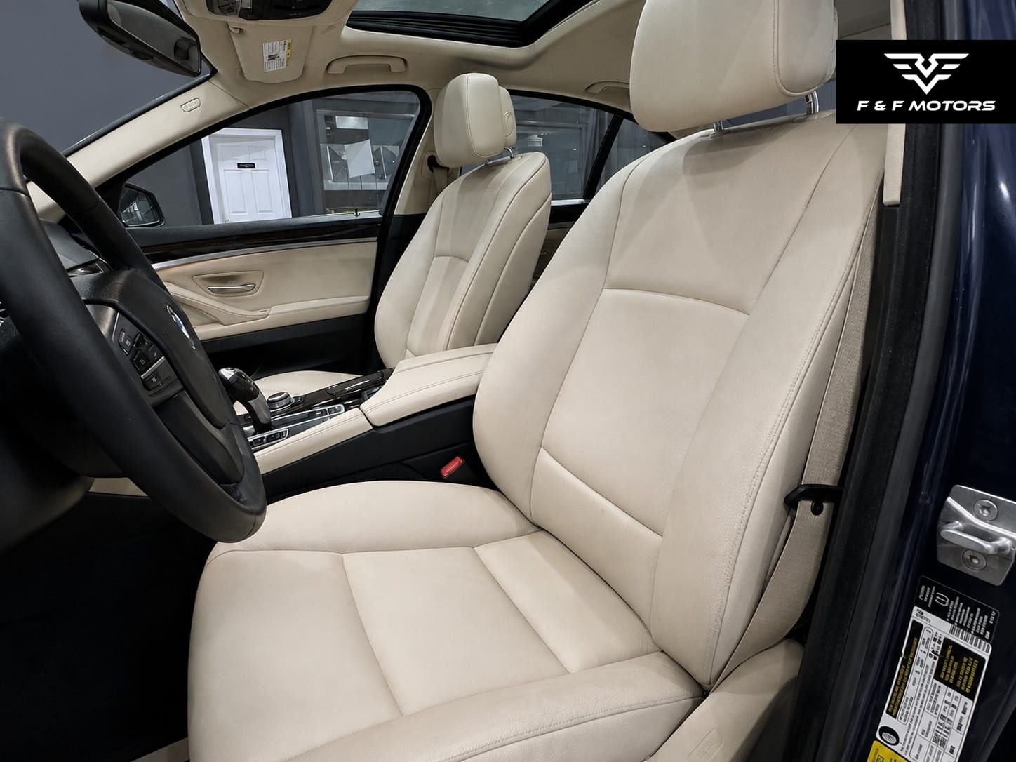 2012 BMW 535 i — Interior