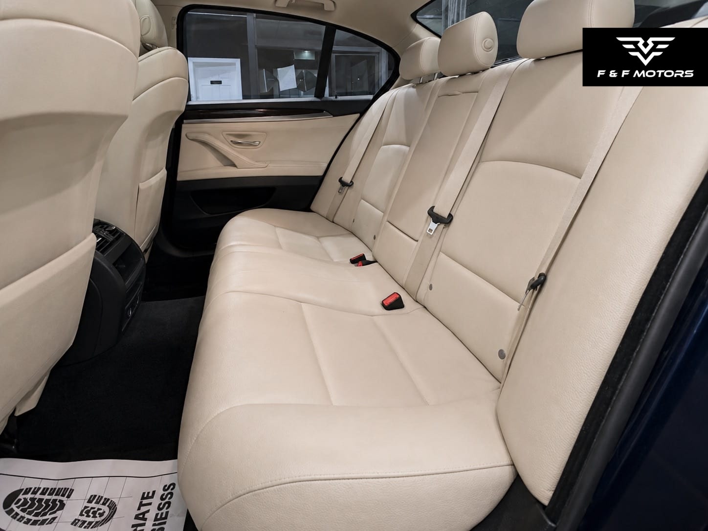 2012 BMW 535 i — Interior