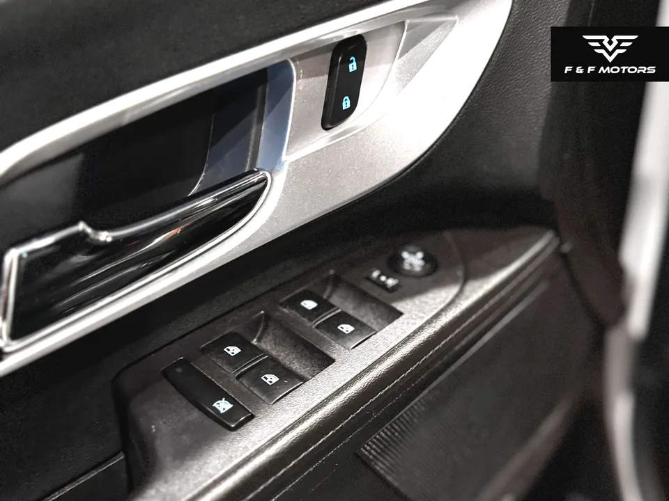 2017 Chevrolet Equinox Premier — Interior