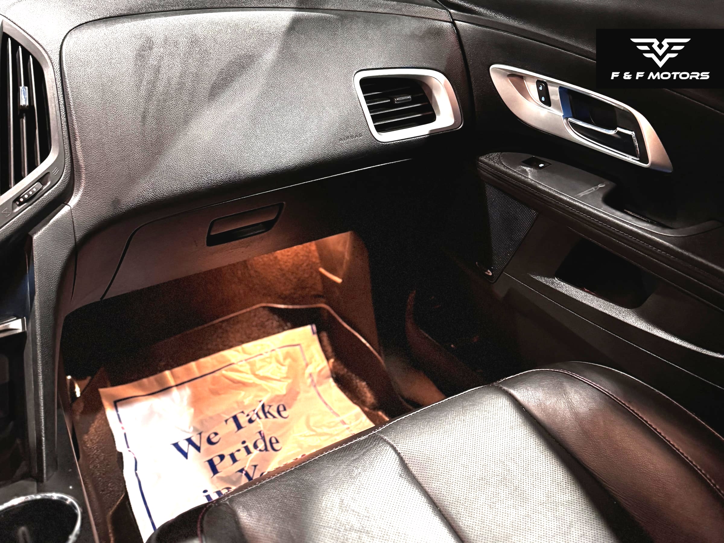 2017 Chevrolet Equinox Premier — Interior
