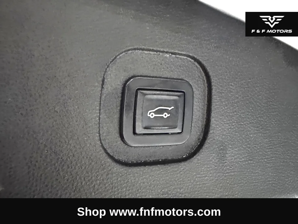 2017 Chevrolet Equinox Premier photo 16