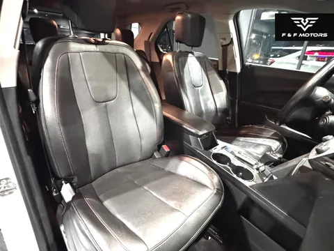 2017 Chevrolet Equinox Premier — Interior