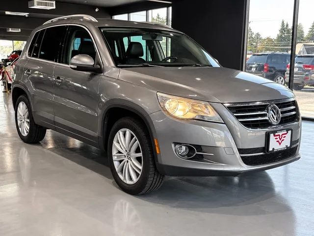 2010 Volkswagen Tiguan 4-Motion