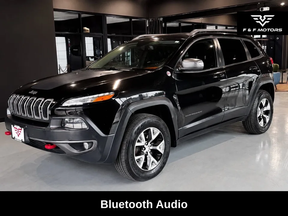 2015 Jeep Cherokee Base — Interior