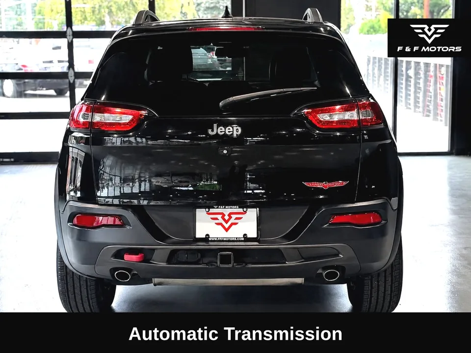 2015 Jeep Cherokee Base photo 6