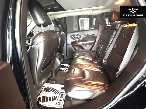 2015 Jeep Cherokee Base — Interior