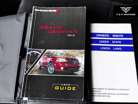 2012 Dodge Grand Caravan SXT — Interior