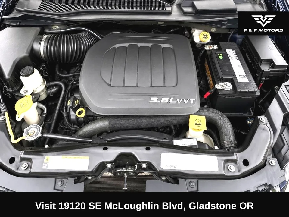 2012 Dodge Grand Caravan SXT — Engine