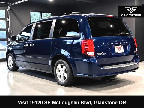 2012 Dodge Grand Caravan SXT photo 4