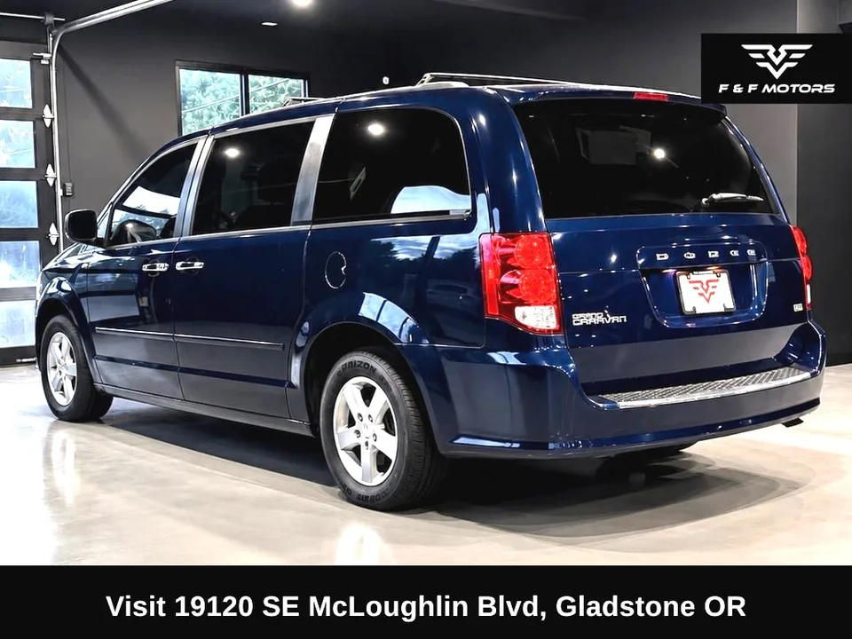 2012 Dodge Grand Caravan SXT photo 4