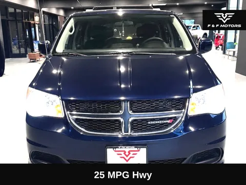 2012 Dodge Grand Caravan SXT photo 5