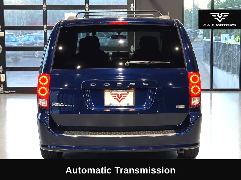 2012 Dodge Grand Caravan SXT photo 6