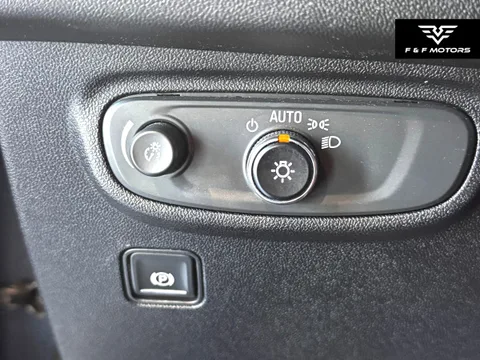 2018 GMC Terrain SLE photo 17