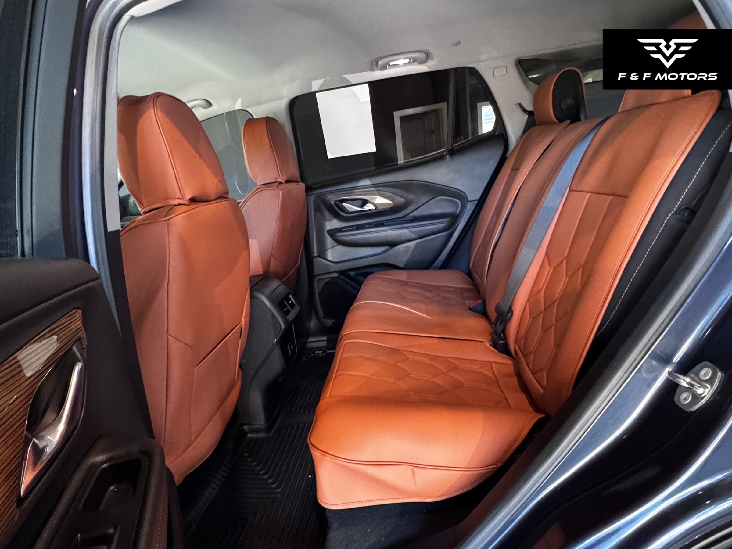 2018 GMC Terrain SLE — Interior