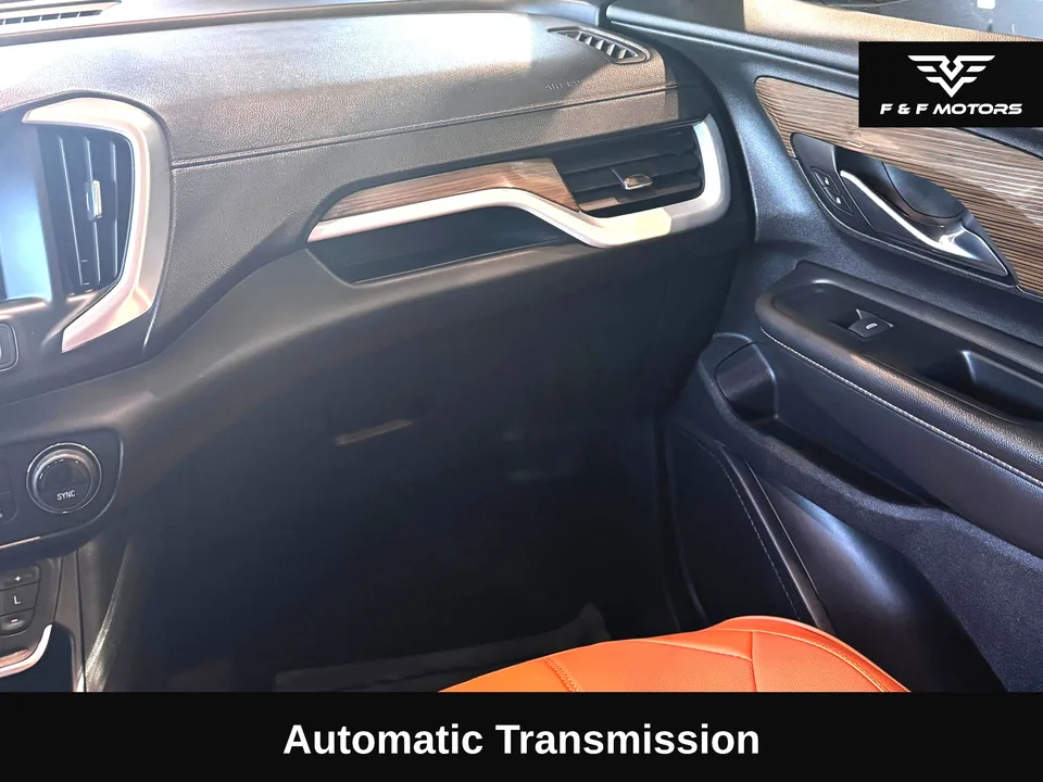 2018 GMC Terrain SLE — Interior