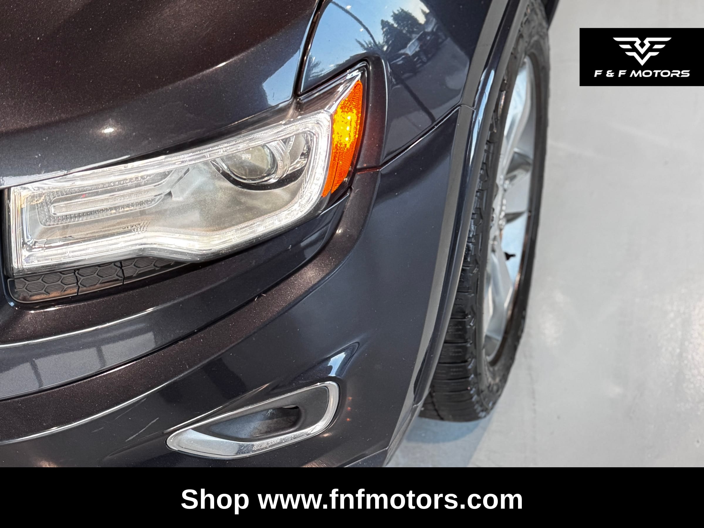 2014 Jeep Grand Cherokee Overland — Damage