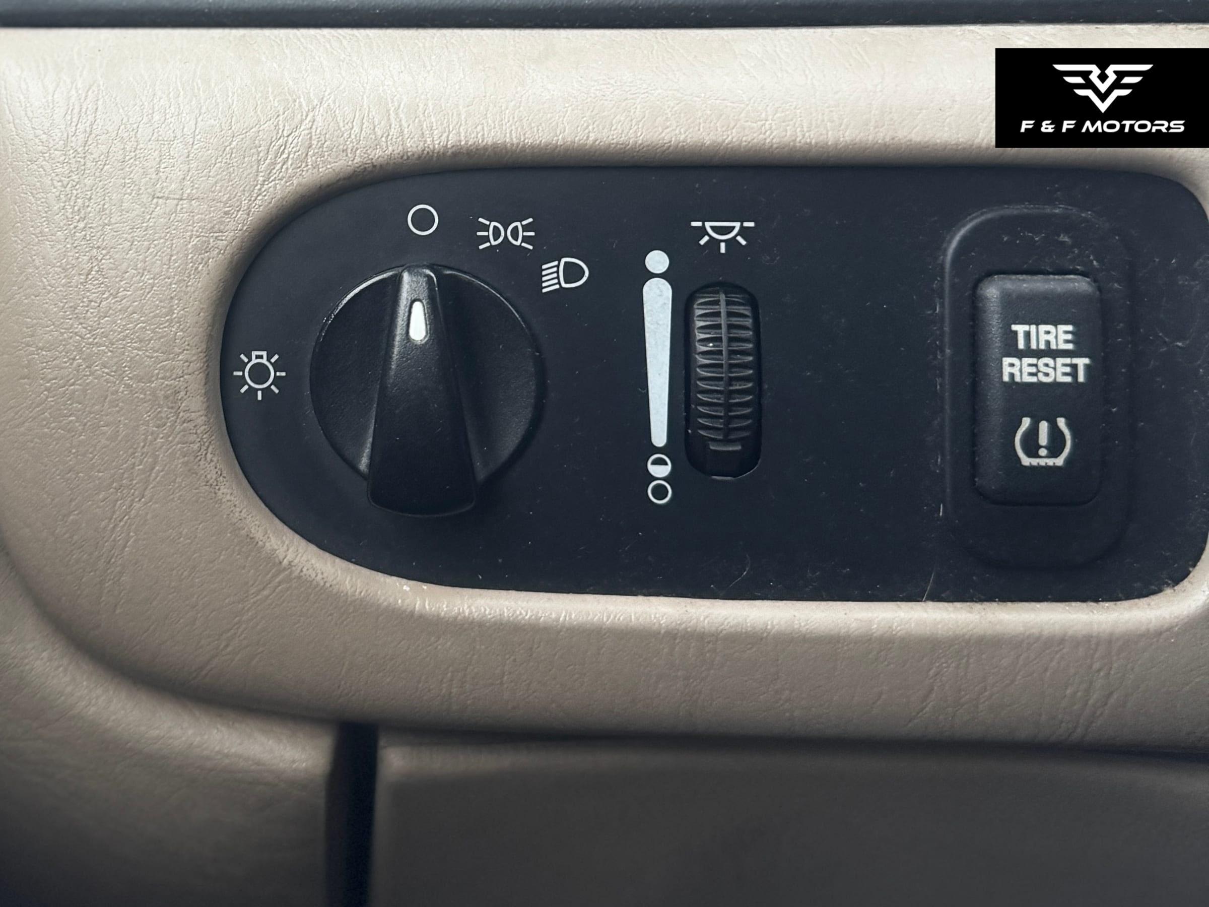 2002 Ford Windstar Sport photo 15
