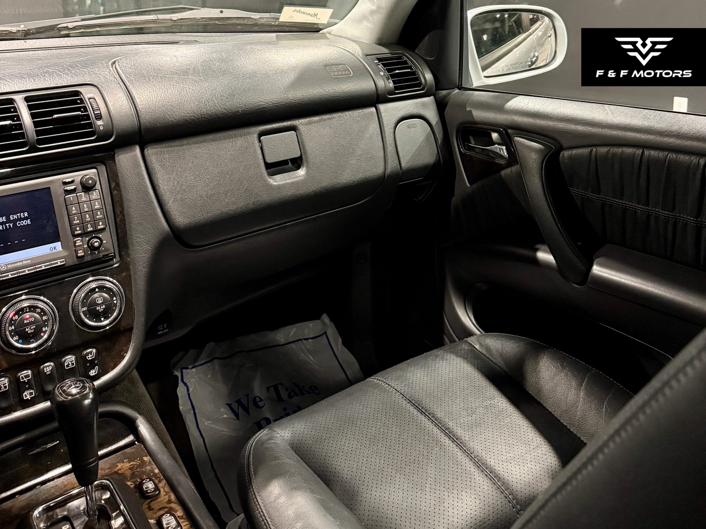 2005 Mercedes-Benz M-Class ML350 — Interior