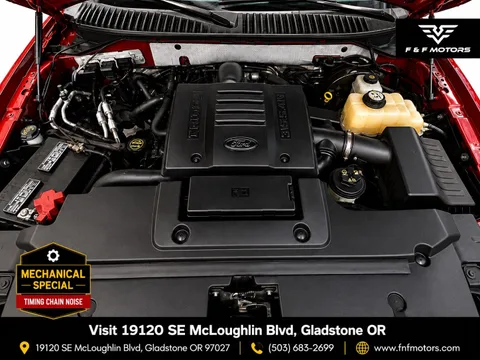 2007 Ford Expedition Eddie Bauer — Engine