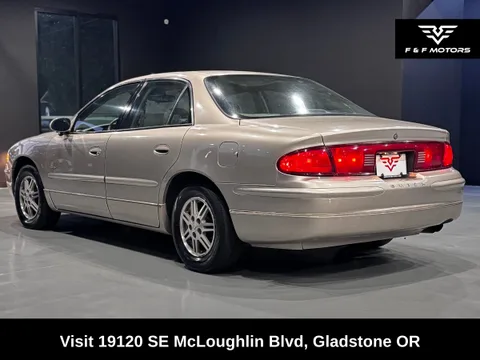 2000 Buick Regal LS photo 4