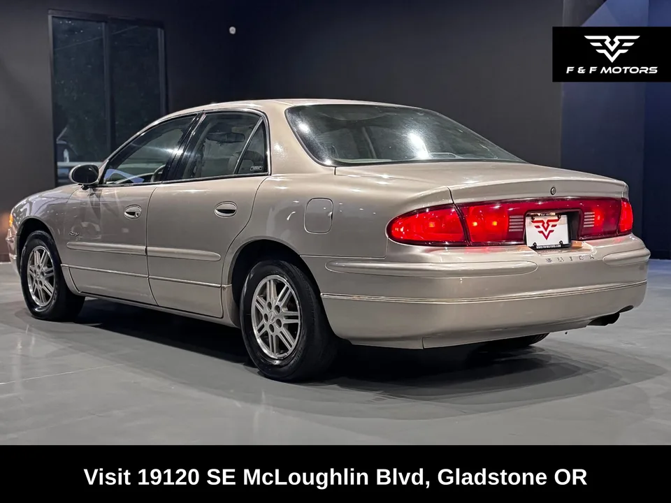 2000 Buick Regal LS photo 4
