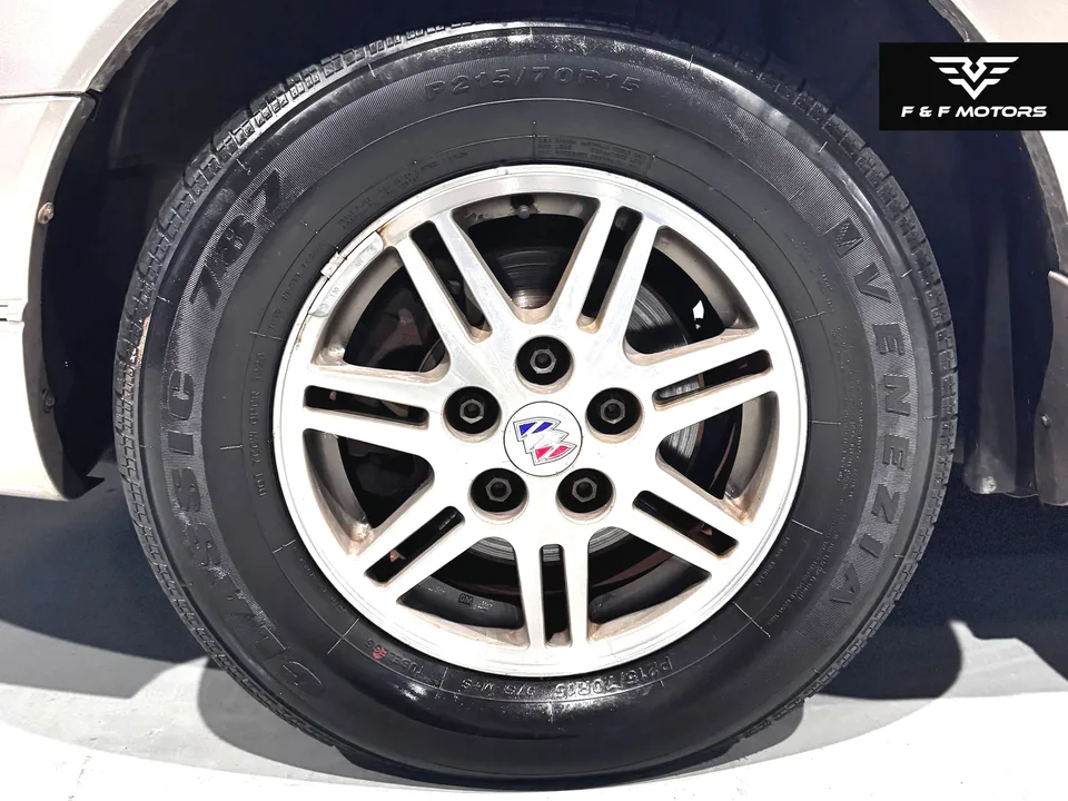 2000 Buick Regal LS — Wheels