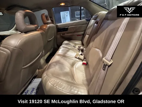 2000 Buick Regal LS — Interior
