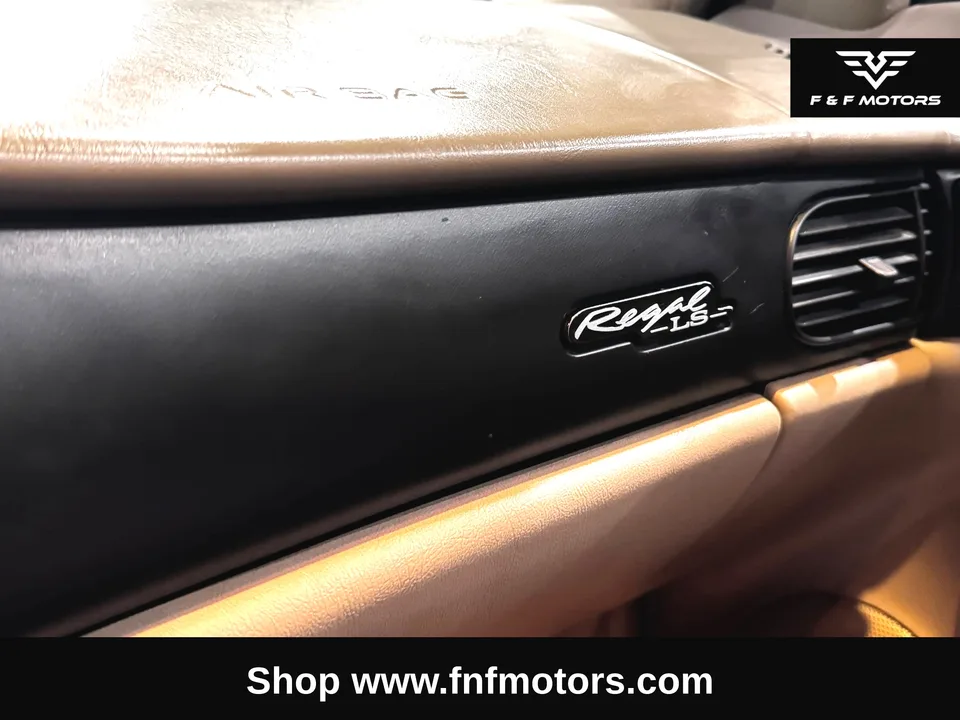 2000 Buick Regal LS — Interior