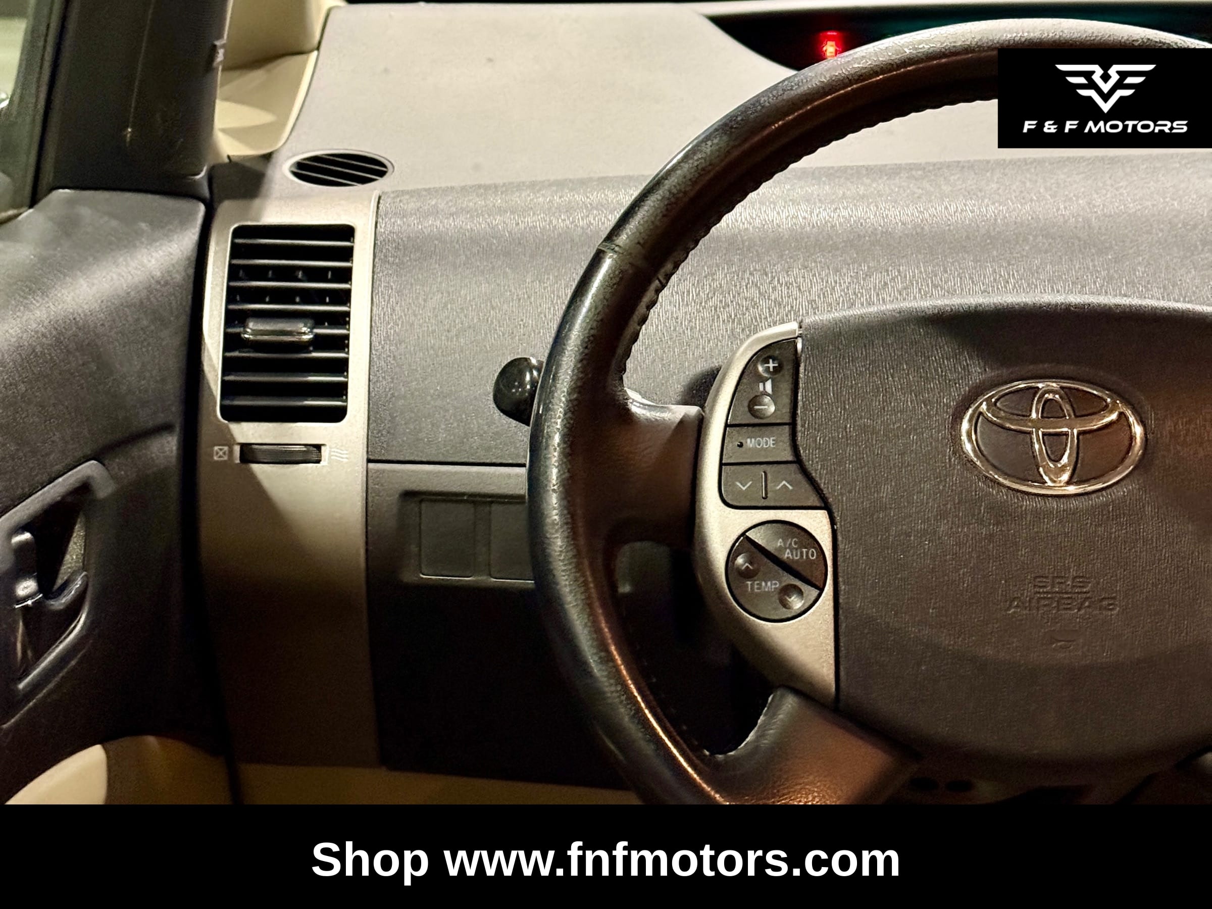 2007 Toyota Prius — Interior