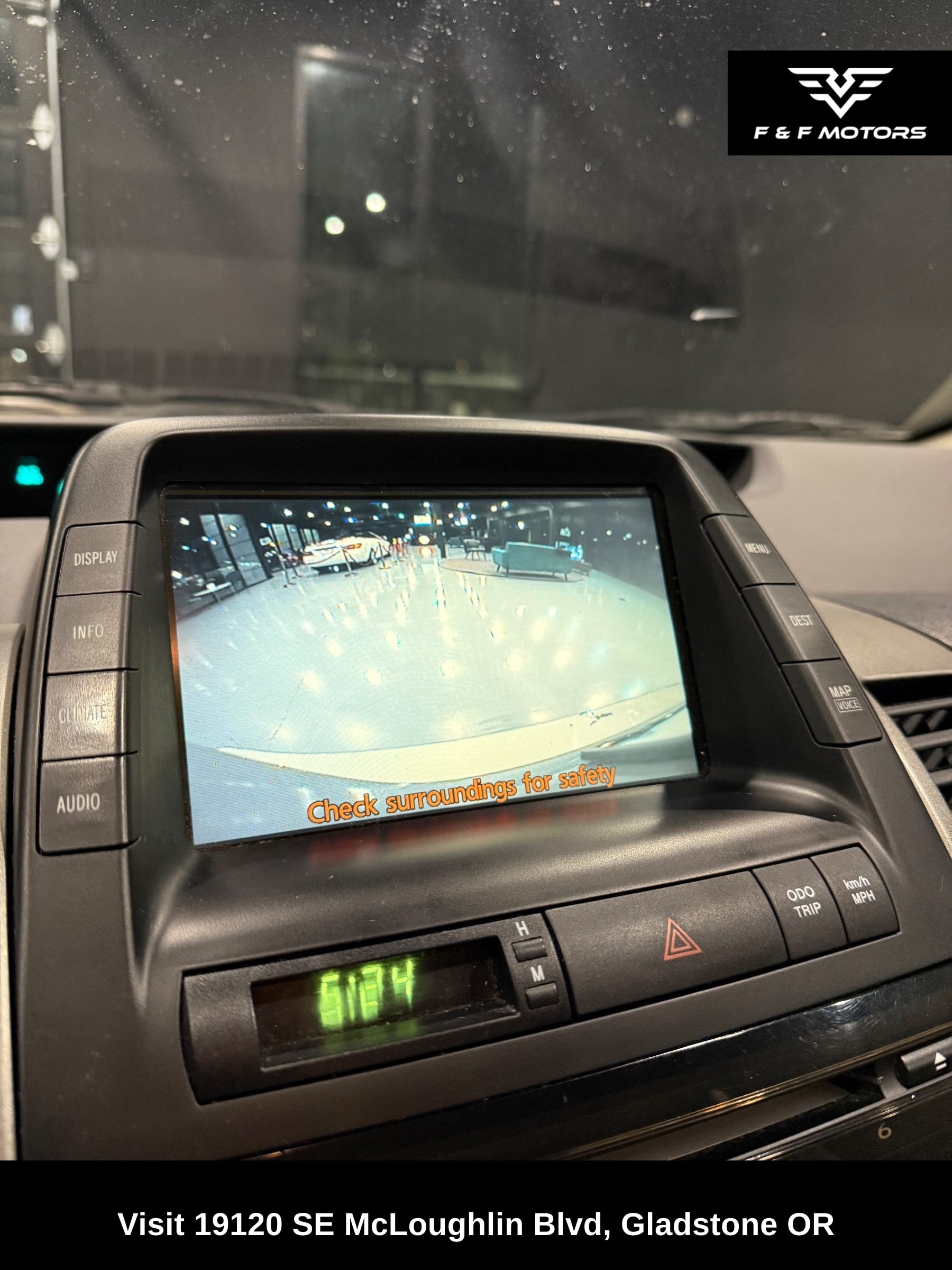 2007 Toyota Prius — Interior