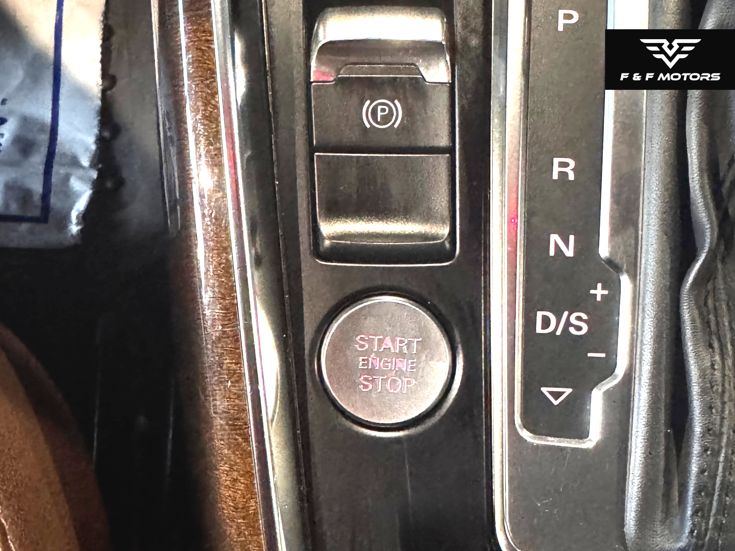 2013 Audi Q5 Hybrid 2.0T Prestige — Interior